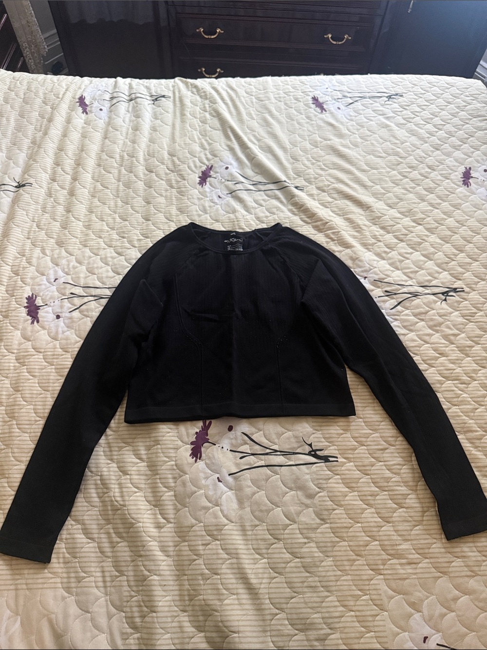 a new day Black Long-Sleeve Cropped Knit Top